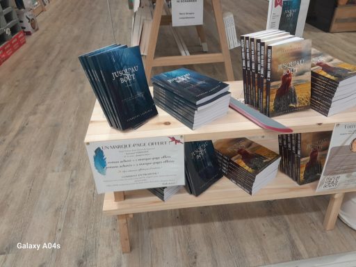 Exposition de la série "Jusqu'au bout" à Super U La Châtre (36)